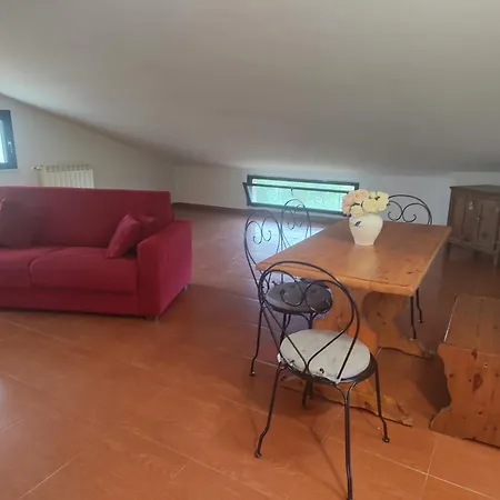 Giardino Degli Ulivi بيت للعطل