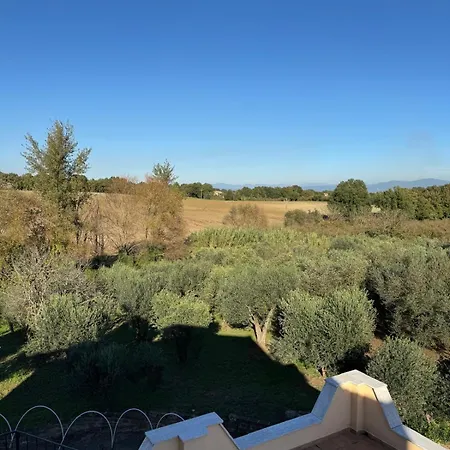 Giardino Degli Ulivi بيت للعطل *